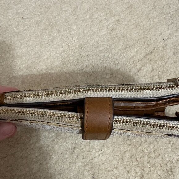 Michael Kors Jet Set Travel Large Wristlet Wallet โ Brown MK Logo - Picture 14 of 16